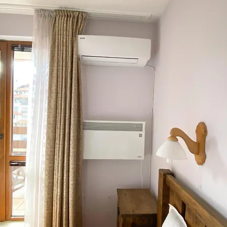 Wooden In Belvedere Daire *